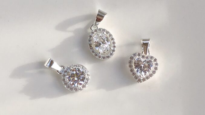 Sister J | silver925 | จี้เงินแท้ | Nora cz pendant (เฉพาะจี้)