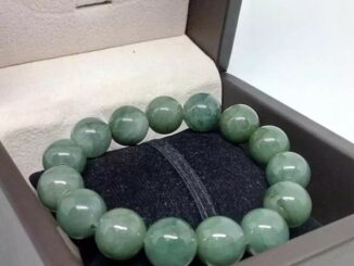 JADE หยกพม่าแท้ เกรดพรีเมียม ขนาด 10 มม. by siamonlineshop