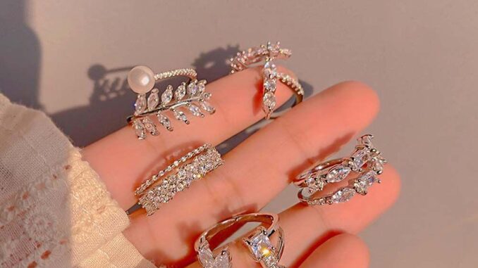 Bliss แหวนโลหะ ประดับเพทาย รูปหัวใจ ไข่มุก ปรับได้ สไตล์เกาหลี โรแมนติก เครื่องประดับ สําหรับผู้หญิง Bliss แหวนโลหะ ประดับเพทาย รูปหัวใจ ไข่มุก ปรับได้ สไตล์เกาหลี โรแมนติก เครื่องประดับ สําหรับผู้หญิง