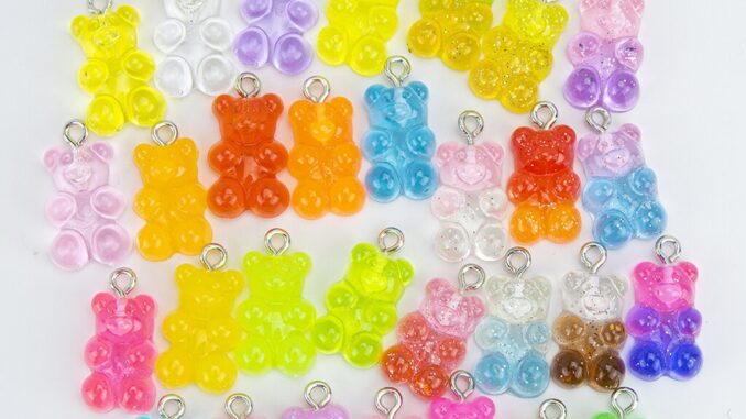 จี้เรซิ่นหมีจอลลี่แบร์ Cute Jolly Cartoon Bear Pendant Charms สําหรับทําเครื่องประดับ Diy [พร้อมส่งในไทย)