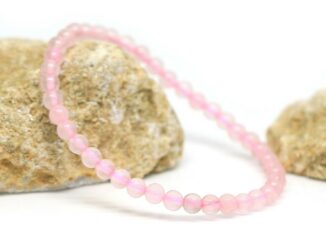 หินโรสควอตซ์ Rose Quartz 4 มิล หินความรัก หินสี กำไลหิน หินมงคล หินสีชมพู By.Meechok