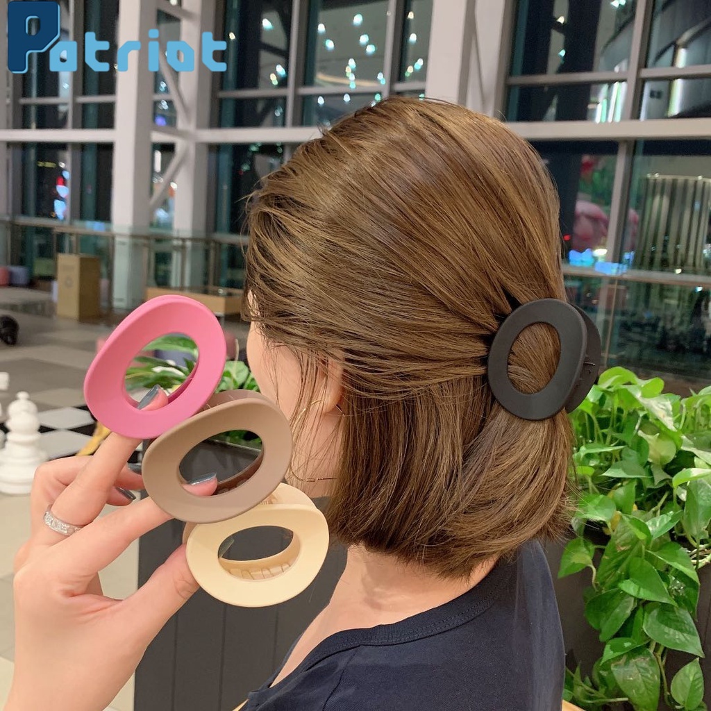 [ 1 Piece Random Color  Women Matte Hair Clips ] [ Ponytail Hair Holder Hairpins Hair Claw ] [ Student Casual Barrette Crab ]