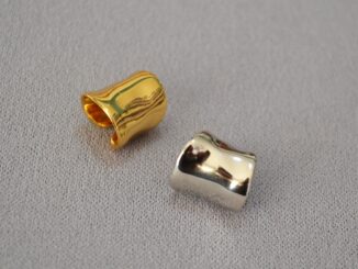LAC.COLLECTION - Butter Ear Cuff มีสีเงินและสีทอง