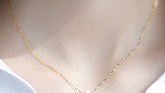 เครื่องประดับผู้หญิงสร้อยคอมุกสีเงินเรียบง่าย
