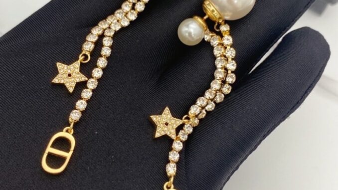 ต่างหูมุก+เพชร สวยมากค่ะ พร้อมส่ง