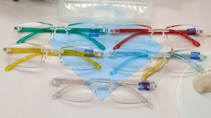 แว่นสายตายาว+กรองแสงสีฟ้า ค่าสายตา+ 1.00/+3.00 ทรงเหลื่ยม ขาสปริงN. 2991LH