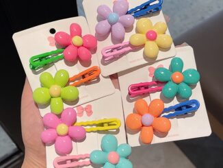 Yescont กิ๊บติดผม ลายดอกไม้น่ารัก เรียบง่าย สําหรับเด็กผู้หญิง 2 ชิ้น
