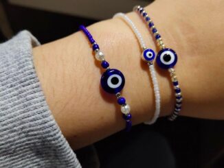 KORYES Unisex Evil Eye Bracelet Handmade Korean Style Bracelet Gift For Women Pearl Flower Colorful Pendant Good Luck Vintage Bead Chain