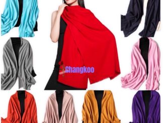 ผ้าพันคอและผ้าผ้าคลุมไหล่ ขนาด200x70 ซม เนื้อผ้าอย่างดี ผ้าหนา สีพื้น รับประกันทุกผืน ราคาสุดค้ม ของใหม่ พร้อมส่งในไทย