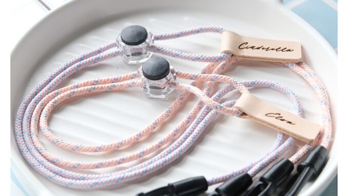 สายคล้องแมส "สลักชื่อคุณได้" ที่ Tag หนัง Mark strap Minimal รุ่น princess มี 2 สี