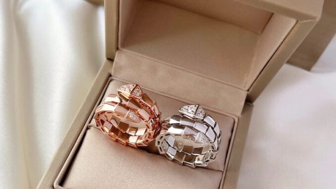 แหวนรุ่น 2 ชั้น มี 2 สี(พร้อมส่ง) แหวนรุ่น 2 ชั้น มี 2 สี(พร้อมส่ง)