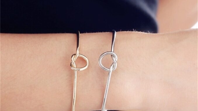 พร้อมส่งสร้อยข้อมือกําไลข้อมือโลหะสีโรสโกลด์สีเงินสีดําสไตล์ยุโรปอเมริกัน DIY พร้อมส่งสร้อยข้อมือกําไลข้อมือโลหะสีโรสโกลด์สีเงินสีดําสไตล์ยุโรปอเมริกัน DIY