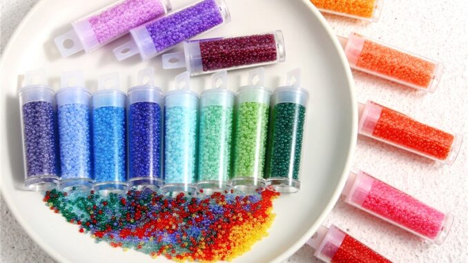 ลูกปัดแก้ว สีพื้น สําหรับทําเครื่องประดับ ขนาด 2 มม. 1500 ชิ้น