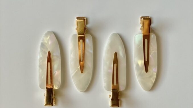 gimmeblessed.co — makeup assist clips in white