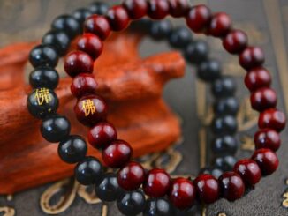 สร้อยข้อมือ ประดับลูกปัดไม้ธรรมชาติ คุณภาพสูง แบบเรียบง่าย สไตล์เรโทร อินเทรนด์สําหรับผู้ชาย