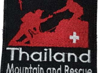 อาร์มปัก Mountain and Rescue สี่เหลี่ยม พร้อมติดตีนตุ๊กแก