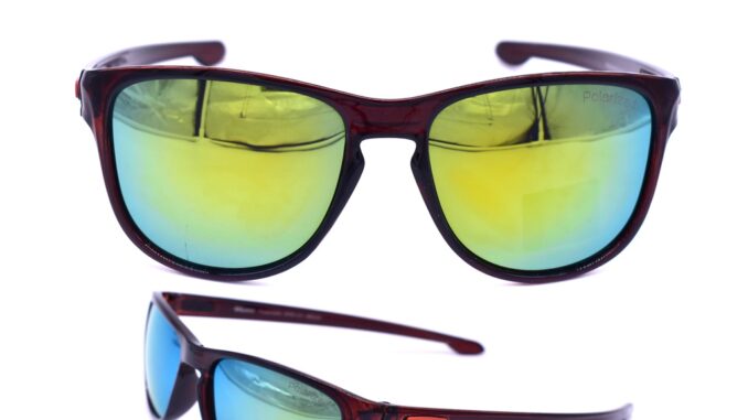 Leon Eyewear แว่นกันแดด Polarized รุ่น SPE+31 REVO Leon Eyewear แว่นกันแดด Polarized รุ่น SPE+31 REVO