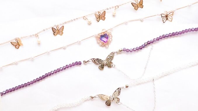 【JIHE】เค้นคอ สร้อยคอโซ่ โช้กเกอร์ ลายผีเสื้อ สไตล์เกาหลี 【JIHE】เค้นคอ สร้อยคอโซ่ โช้กเกอร์ ลายผีเสื้อ สไตล์เกาหลี