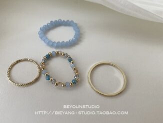 Ins Niche แหวนแฟชั่น ประดับลูกปัด สีฟ้า สี่ชิ้น 4 ชิ้น