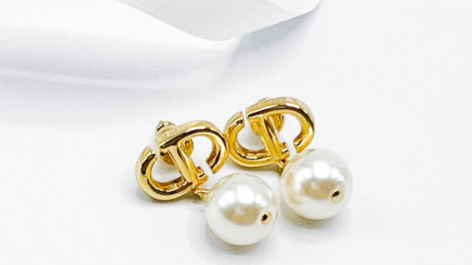 ต่างหู DIOR EARRINGS งานออริเทียบแท้ใช้สลับแท้-