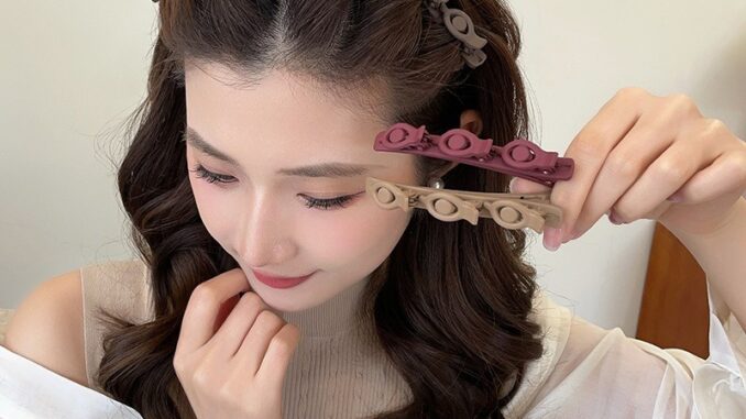 กิ๊บติดผมหน้าม้า แบบถัก เนื้อแมตต์ 1 ชิ้น