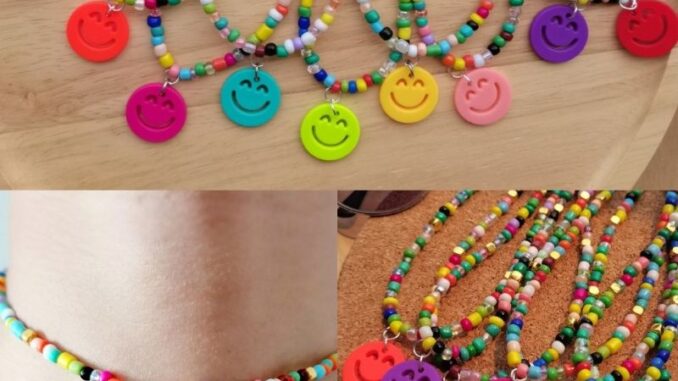 สร้อยคอ​ลูกปัด​แฟชั่น​ [จี้หน้ายิ้ม] พร้อมส่ง