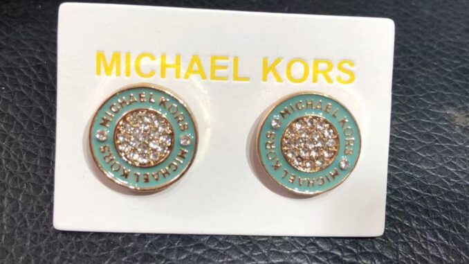 ต่างหู ทรงกลม เคลือบสี ลายตัวอักษร mk สไตล์ยุโรป และอเมริกา