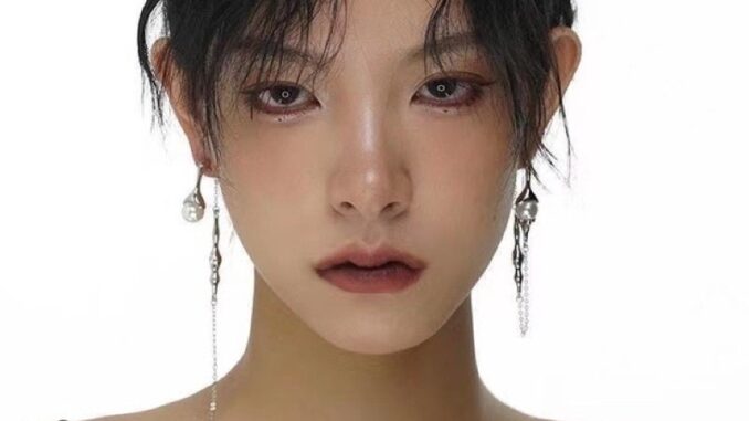 Sale ต่างหูโลหะละลายไข่มุกแต่งอะไหล่คล้องโซ่ SUMIYAKI Pearl Drop Gothic Earrings พร้อมส่ง