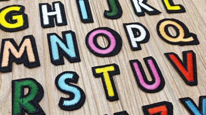 ถูกสุด   IOP 00 - ตัวรีด ตัวปัก กาวในตัว ตัวเลข 0 - 9 ตัวอักษร A - Z งาน DIY ตัวรีดติดผ้า รีดติดเสื้อ Iron on patches
