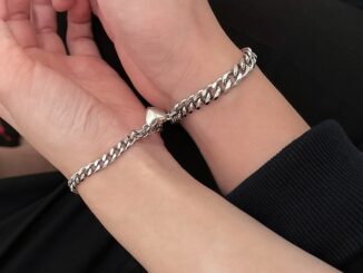 สร้อยข้อมือกําไลข้อมือคู่รักแม่เหล็กรูปหัวใจ 1 คู่（A08-04-1）