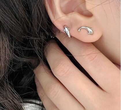 236-goodgift_station -s925 sterling silver small fish earrings ต่างหูเงิน 92.5 แบบเจาะ รูปปลาเล็กๆ น่ารักๆ