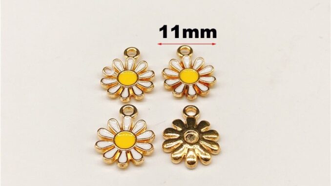 จี้ดอกไม้ โลหะผสม สําหรับทําเครื่องประดับ สร้อยข้อมือ DIY 4 ชิ้น จี้ดอกไม้ โลหะผสม สําหรับทําเครื่องประดับ สร้อยข้อมือ DIY 4 ชิ้น