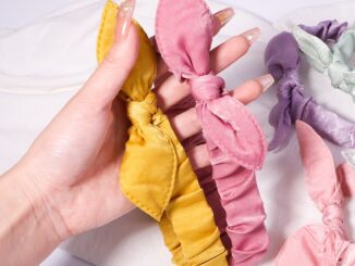 1 ชิ้น ใหม่ ผู้หญิง หนังนิ่ม สีพื้น ที่คาดผม วินเทจ ผูกปม ยางยืด ที่คาดผม สําหรับเด็กผู้หญิง ที่คาดผม เครื่องประดับผม