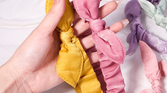 1 ชิ้น ใหม่ ผู้หญิง หนังนิ่ม สีพื้น ที่คาดผม วินเทจ ผูกปม ยางยืด ที่คาดผม สําหรับเด็กผู้หญิง ที่คาดผม เครื่องประดับผม