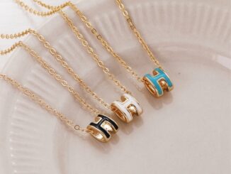 สร้อยคอโซ่ จี้ตัวอักษร H Drop สวยหรู อเนกประสงค์ เหมาะกับฤดูร้อน แบบเรียบง่าย