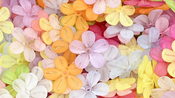 ลูกปัดดอกไม้กึ่งใส 28.5 มม. สีวอร์มไวท์ สําหรับทําเครื่องประดับ สร้อยข้อมือ ต่างหู DIY 10 ชิ้น