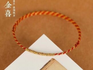 สร้อยข้อมือเชือกถัก 3 สี ปรับได้ มงคล สีแดง
