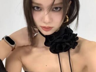 Weania ผู้หญิง 3D ดอกไม้ สายคล้อง กุหลาบ สร้อยคอโช้คเกอร์