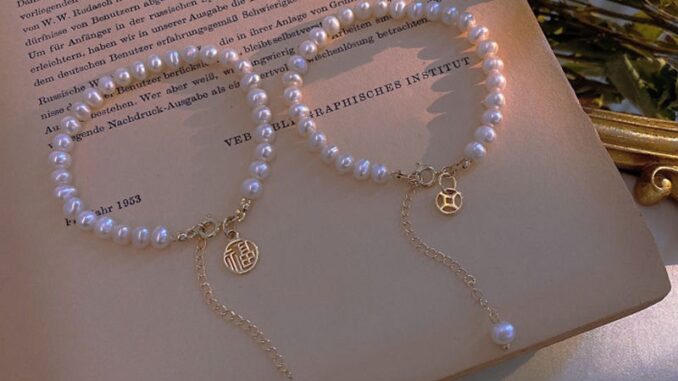 Jewelry Fu Brand สร้อยข้อมือ หรูหรา สไตล์เรโทร สําหรับผู้หญิง นักเรียน