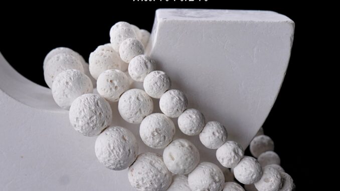 WHITE LAVA STONE หินลาวา หินภูเขาไฟ สีขาว (เลือกขนาดเม็ดหินได้) หินแท้ by siamonlineshop