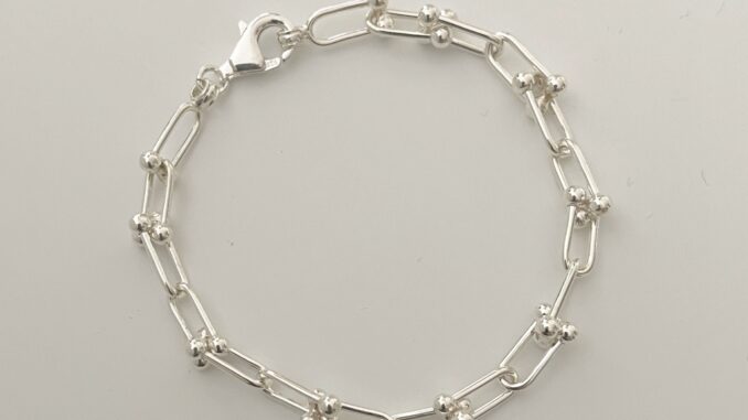 Marbella.bkk กำไลข้อมือ สร้อยข้อมือ เงินแท้ แบบโซ่ รุ่น Lucia (unisex)