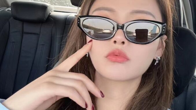 Xiaohong Book Blogger แว่นตากันแดดแฟชั่น กรอบแว่นขนาดเล็ก ทรงรี สไตล์เรโทร