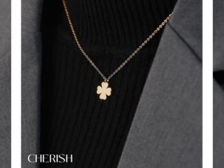 [18k][CHERISHxMIHREH][CR31] สร้อยคอจี้รูปใบโคลเวอร์ ทำจากสแตนเลส (TITANIUM STEEL) ไม่ลอกไม่ดำ