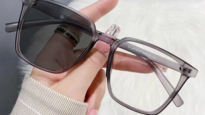 กรอบแว่น แว่นตาเปลี่ยนสี สั้น -100 ถึง-600 แว่นตาสายตาสั้น กรอบสี่เหลี่ยม เลนส์อัตโนมัติ TR90 UV400 เปลี่ยนสีตามแสงแดดอัตโนมัติ แว่นตาป้องกันสีฟ้า แว่นตาผู้หญิง ผู้ชาย แว่นตา กรอบแว่น แว่นตาเปลี่ยนสี สั้น -100 ถึง-600 แว่นตาสายตาสั้น กรอบสี่เหลี่ยม เลนส์อัตโนมัติ TR90 UV400 เปลี่ยนสีตามแสงแดดอัตโนมัติ แว่นตาป้องกันสีฟ้า แว่นตาผู้หญิง ผู้ชาย แว่นตา