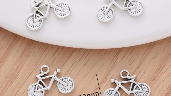 15 ชิ้น สวยหรู วินเทจ จักรยาน ออกแบบ เครื่องราง สร้อยข้อมือผู้หญิง สร้อยคอ เครื่องประดับแฟชั่น ทําอุปกรณ์ DIY จี้ อุปกรณ์เสริม