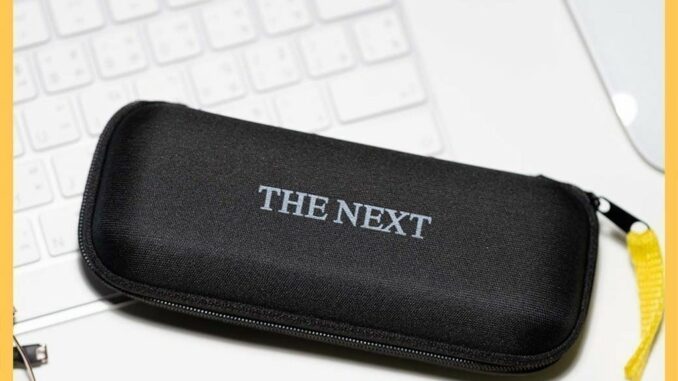 กล่องแว่น THE NEXT ชนิดผ้า สกรีนลาย รุ่นพิเศษ