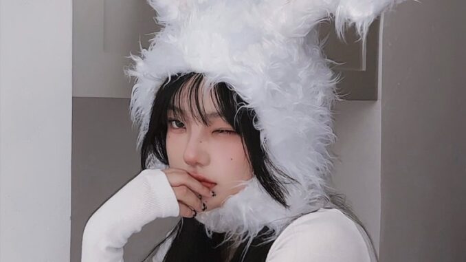 หมวกหูกระต่ายน่ารัก ผ้ากํามะหยี่ขนนิ่ม ให้ความอบอุ่น เหมาะกับฤดูใบไม้ร่วง และฤดูหนาว สําหรับเด็กผู้หญิง