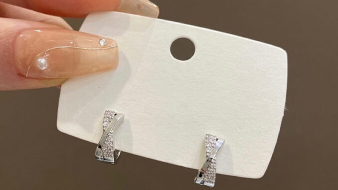 classy silver hoop - morning.earrings