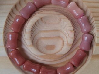 Alashan Agate (8 มม. ~ 12 มม. +) สร้อยข้อมือ