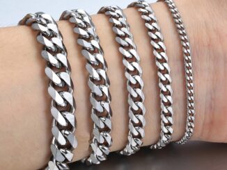 สร้อยข้อมือสแตนเลส 18 ซม. กว้าง 0.8-3 ซม. สร้อยข้อมือคู่ปรับได้